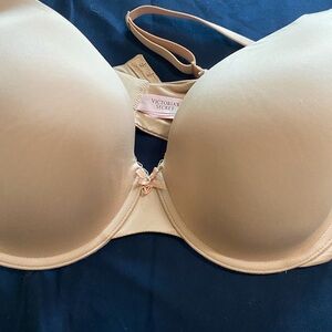 Victoria's Secret Light Nude T-Shirt Bra 38DD